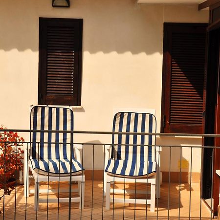Villa Laura Sea View Apartments Santa Maria di Castellabate Kamer foto