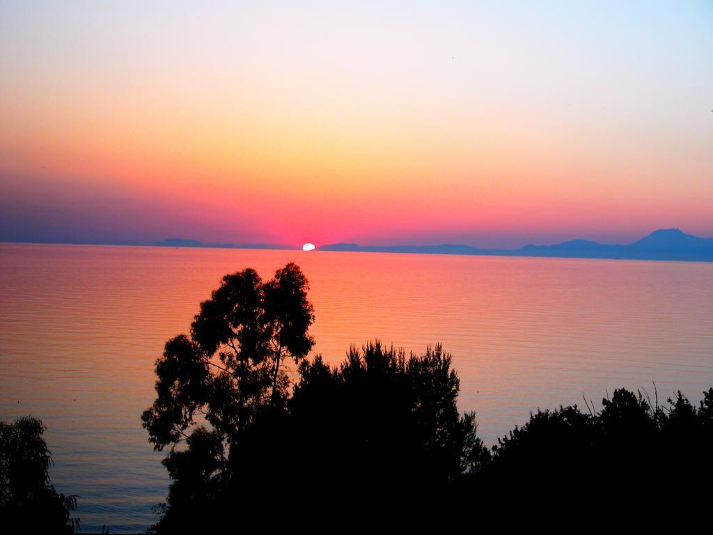 Villa Laura Sea View Apartments Santa Maria di Castellabate Buitenkant foto