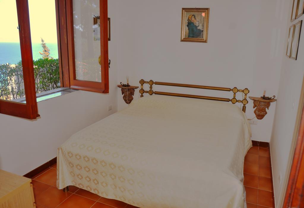 Villa Laura Sea View Apartments Santa Maria di Castellabate Buitenkant foto