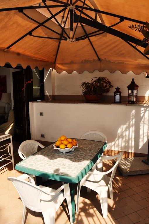 Villa Laura Sea View Apartments Santa Maria di Castellabate Buitenkant foto