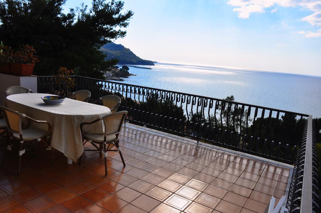 Villa Laura Sea View Apartments Santa Maria di Castellabate Buitenkant foto